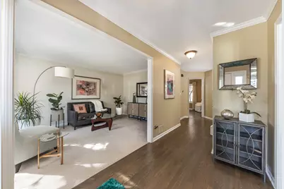 2347 Wilmington Court, Naperville, IL 60565 - Photo 4