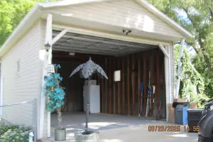 301 N Church St St, Albany, IL 61230 - Photo 20