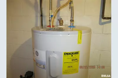 301 N Church St Street, Albany, IL 61230 - Photo 14