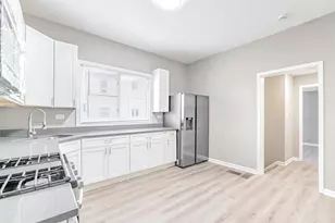 30 Washington Ave, La Grange, IL 60525 - Photo 4