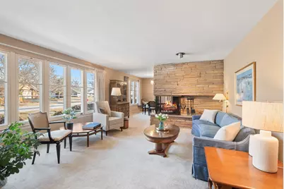 18515 Dundee Avenue, Homewood, IL 60430 - Photo 2