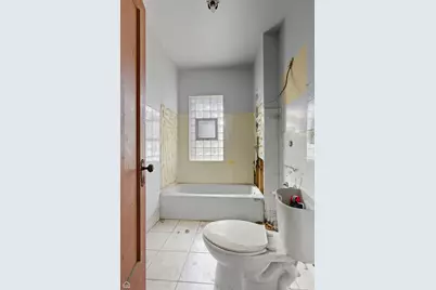 500 W 115th Street, Chicago, IL 60628 - Photo 6