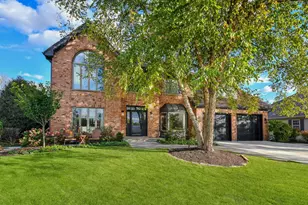 24 Winners Cup Cir, Wheaton, IL 60189 - Photo 1