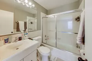 475 Shenstone Rd, Riverside, IL 60546 - Photo 16