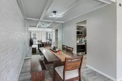 475 Shenstone Road #104, Riverside, IL 60546 - Photo 6