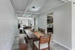 475 Shenstone Rd, Riverside, IL 60546 - Photo 6