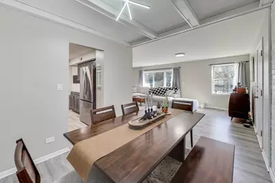 475 Shenstone Road #104, Riverside, IL 60546 - Photo 8