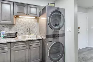 475 Shenstone Rd, Riverside, IL 60546 - Photo 12