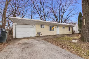 16213 St Louis Ave, Markham, IL 60428 - Photo 2