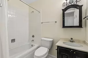 925 Spring Hill Dr, Northbrook, IL 60062 - Photo 12