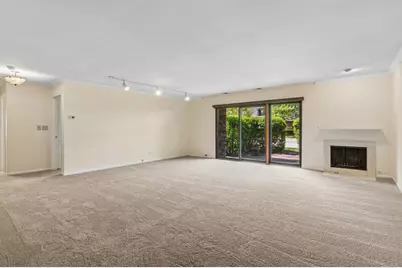 925 Spring Hill Drive #102, Northbrook, IL 60062 - Photo 6
