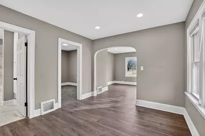 601 S Henrietta Avenue, Rockford, IL 61102 - Photo 8