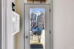 1330 W Fletcher St, Chicago, IL 60657 - Photo 6