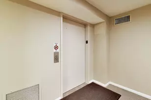 308 Happ Rd, Northfield, IL 60093 - Photo 8