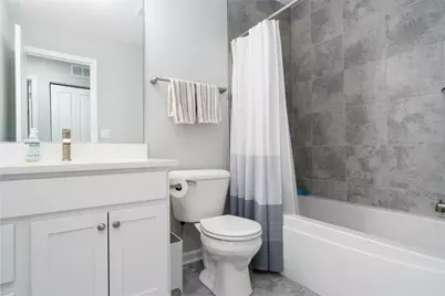 40 Woodmoor Court, Lombard, IL 60148 - Photo 18