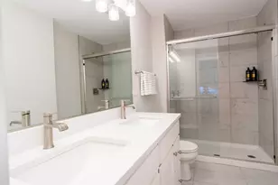 40 Woodmoor Ct, Lombard, IL 60148 - Photo 16