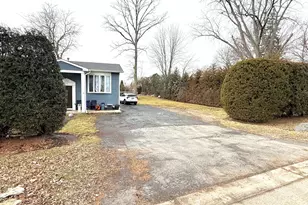 1216 N Lake Shore Dr, Round Lake Beach, IL 60073 - Photo 20