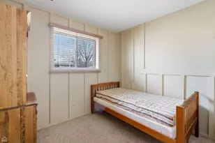 409 Kensington Dr, McHenry, IL 60050 - Photo 18