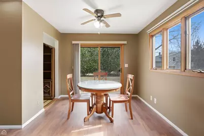 409 Kensington Drive, McHenry, IL 60050 - Photo 12