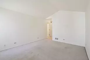 76 Ione Dr, South Elgin, IL 60177 - Photo 26