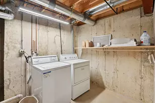 76 Ione Dr, South Elgin, IL 60177 - Photo 30