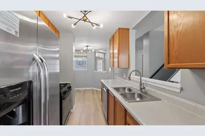 2912 White Thorn Circle, Naperville, IL 60564 - Photo 8