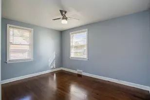 226 N Lind Ave, Hillside, IL 60162 - Photo 4