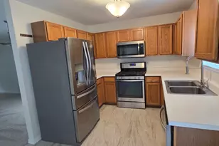 1310 Green Trails Dr, Plainfield, IL 60586 - Photo 32