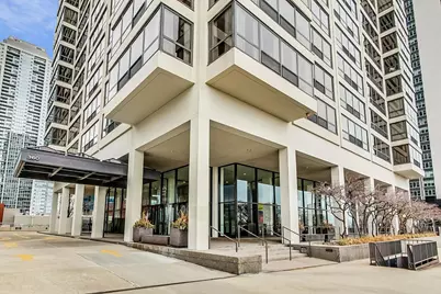 360 E Randolph Street #1007, Chicago, IL 60601 - Photo 2