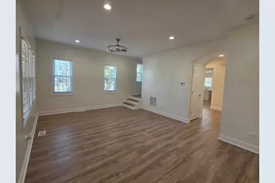 2903 Gilead Avenue, Zion, IL 60099 - Photo 10