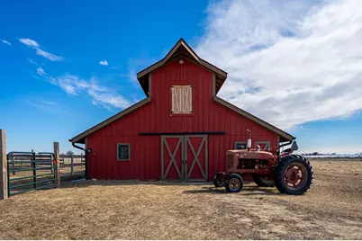 18539 Il Route 76 Highway, Poplar Grove, IL 61065 - Photo 8