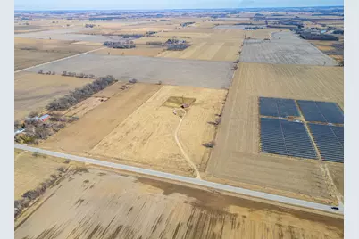 18539 Il Route 76 Highway, Poplar Grove, IL 61065 - Photo 4