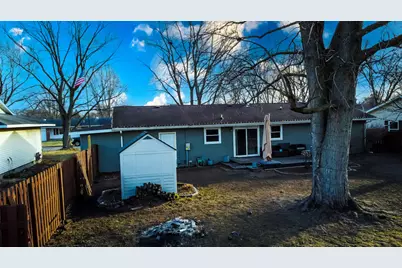 708 E Sycamore Street, Watseka, IL 60970 - Photo 6