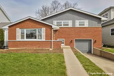 410 W Mueller Street, Arlington Heights, IL 60004 - Photo 1