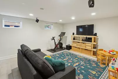 2434 Sherman Avenue, Evanston, IL 60201 - Photo 24