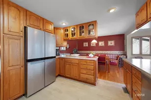 635 Verona Ct, Schaumburg, IL 60193 - Photo 8