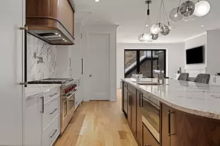 3711 N Magnolia Ave, Chicago, IL 60613 - Photo 8