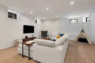 3711 N Magnolia Ave, Chicago, IL 60613 - Photo 38