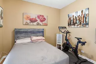 5355 W Galewood Ave, Chicago, IL 60639 - Photo 28