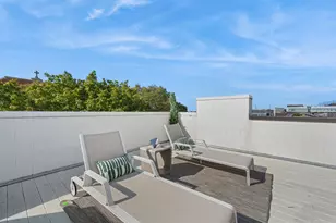 2237 N Hoyne Ave, Chicago, IL 60647 - Photo 18