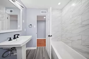 2014 N Whipple St, Chicago, IL 60647 - Photo 10