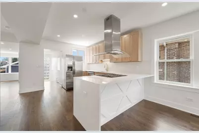 2733 Wesley Avenue, Berwyn, IL 60402 - Photo 4