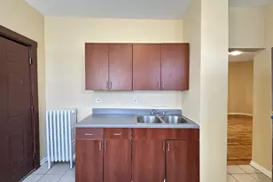 4035 W Gladys Ave, Chicago, IL 60624 - Photo 6