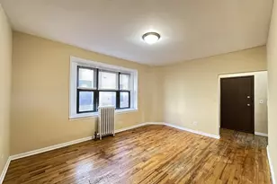 4035 W Gladys Ave, Chicago, IL 60624 - Photo 8