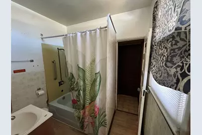 113 S Isabella Street, Clifton, IL 61727 - Photo 6