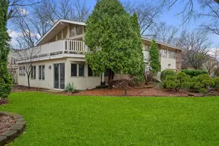 1117 Barberry Ct, Downers Grove, IL 60515 - Photo 24