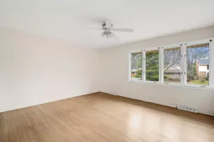 1117 Barberry Ct, Downers Grove, IL 60515 - Photo 12