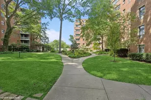 1860 Sherman Ave, Evanston, IL 60201 - Photo 4