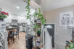 326 S Hudson St, Westmont, IL 60559 - Photo 10