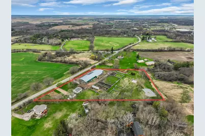 12216 Pleasant Valley Road, Woodstock, IL 60098 - Photo 4